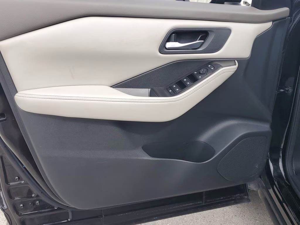 2025 Super Black Nissan Rogue SV FWD SUV