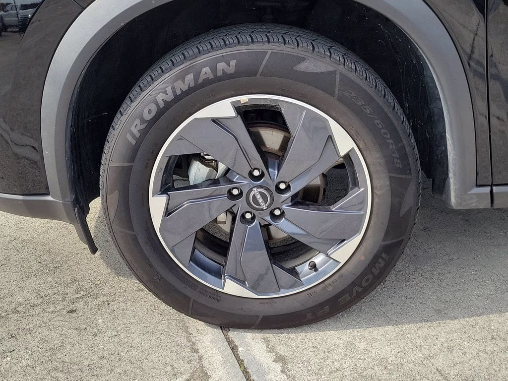 2025 Super Black Nissan Rogue SV FWD SUV