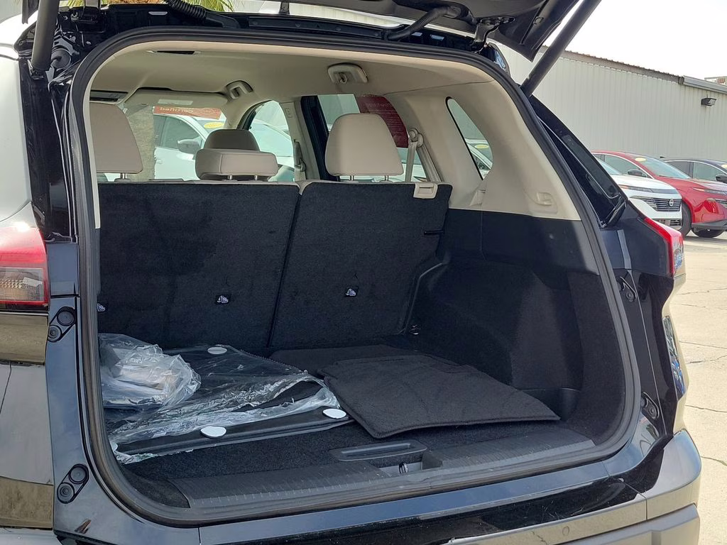 2025 Super Black Nissan Rogue SV FWD SUV