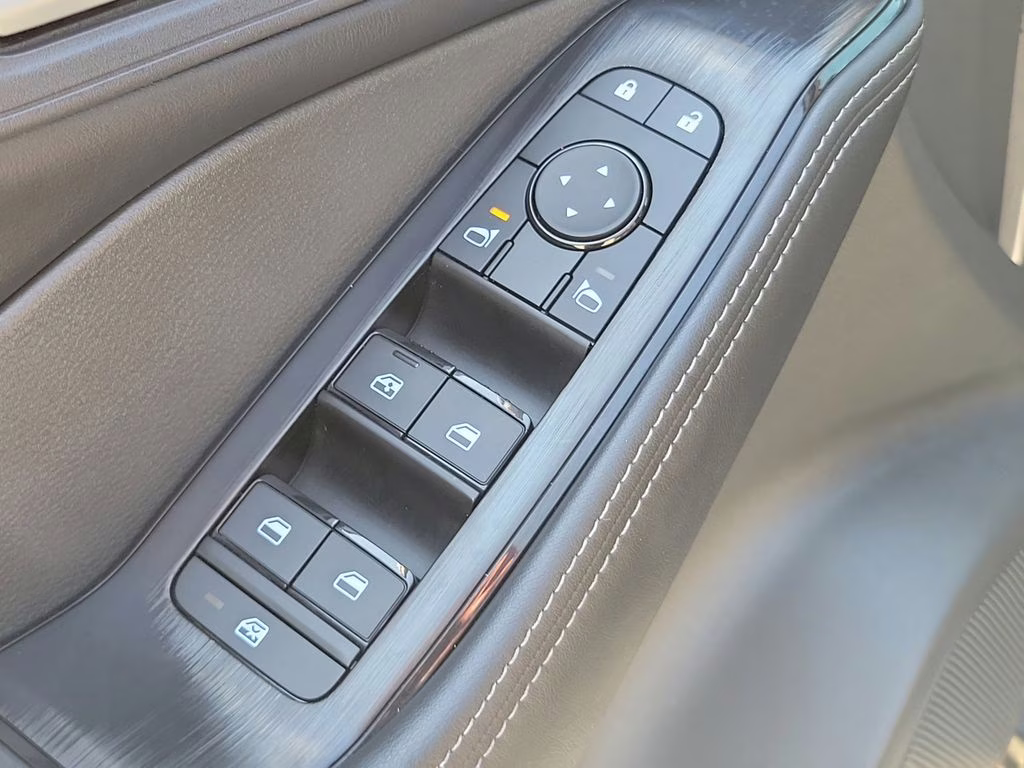 2025 Gun Metallic Nissan Rogue SV FWD SUV