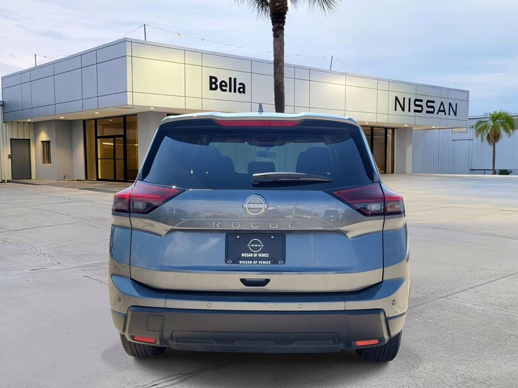 2025 Gun Metallic Nissan Rogue SV FWD SUV