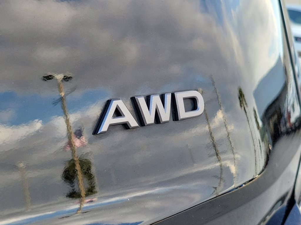 2025 Super Black Nissan Rogue SV AWD SUV