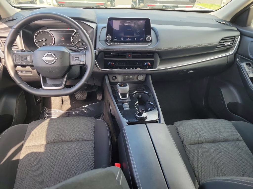 2025 Everest White Pearl Nissan Rogue SV AWD SUV