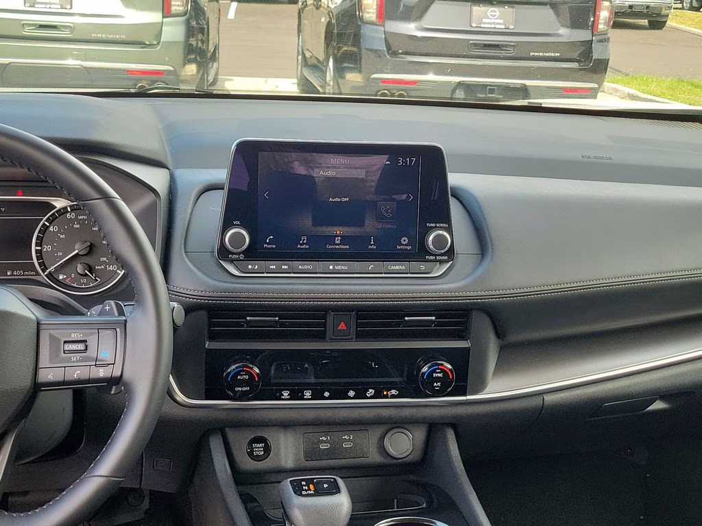 2025 Everest White Pearl Nissan Rogue SV AWD SUV