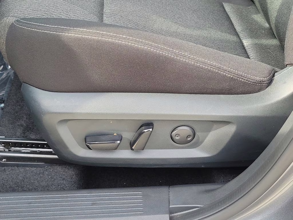 2025 Gun Metallic Nissan Rogue SV AWD SUV