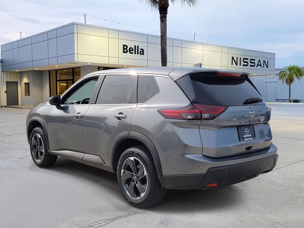 2025 Gun Metallic Nissan Rogue SV AWD SUV