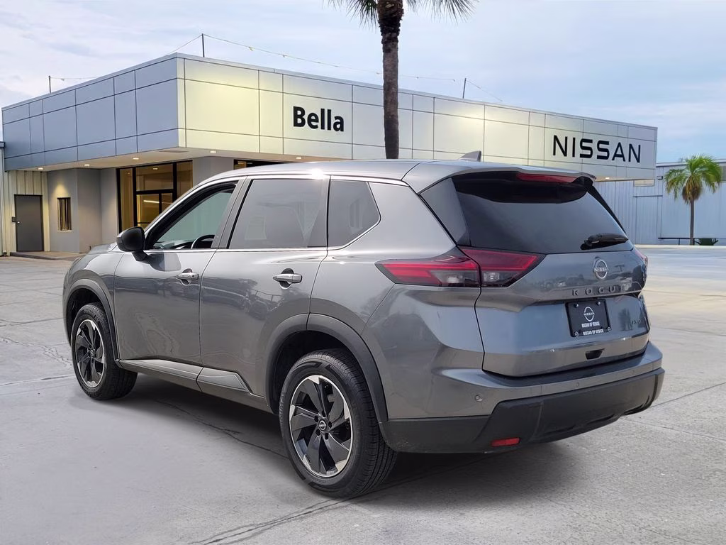 2025 Gun Metallic Nissan Rogue SV AWD SUV