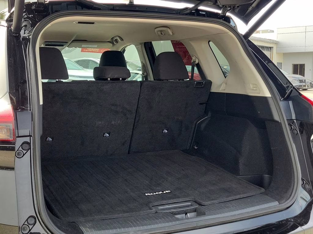 2025 Super Black Nissan Rogue SV AWD SUV