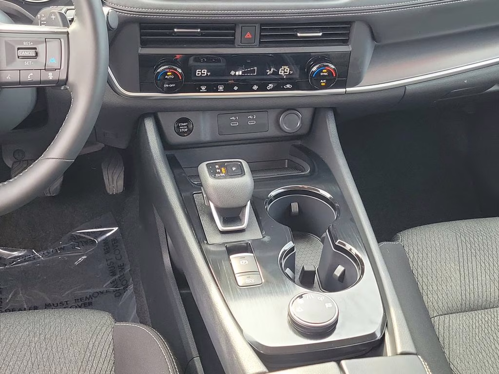 2025 Super Black Nissan Rogue SV AWD SUV