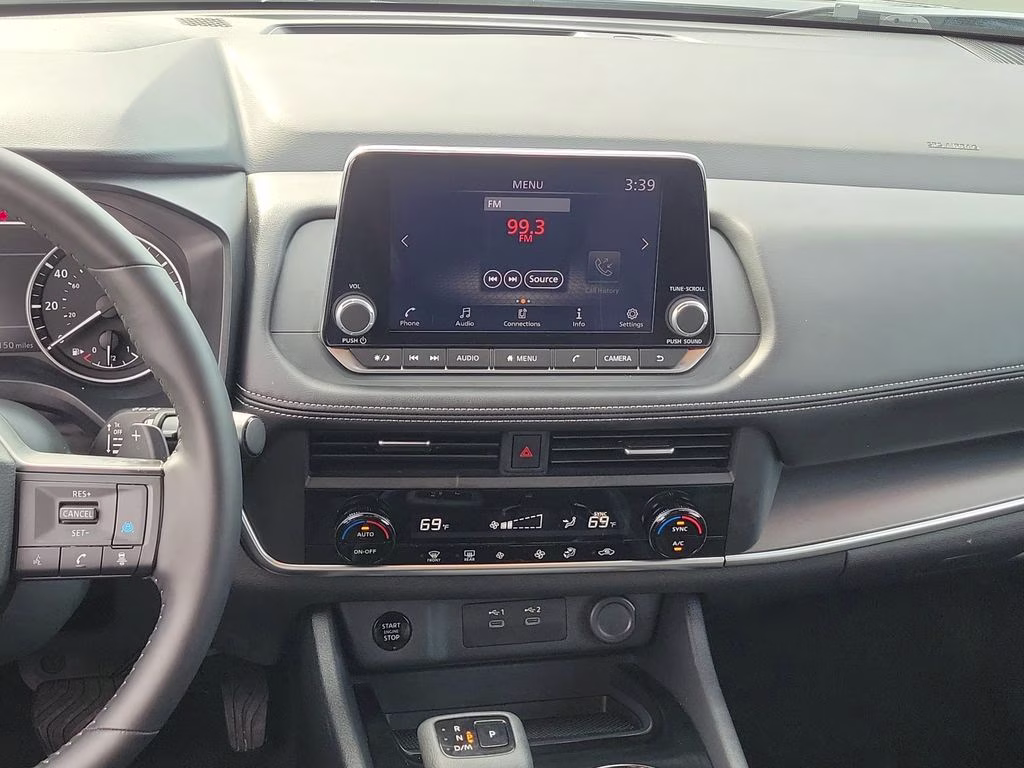 2025 Super Black Nissan Rogue SV AWD SUV