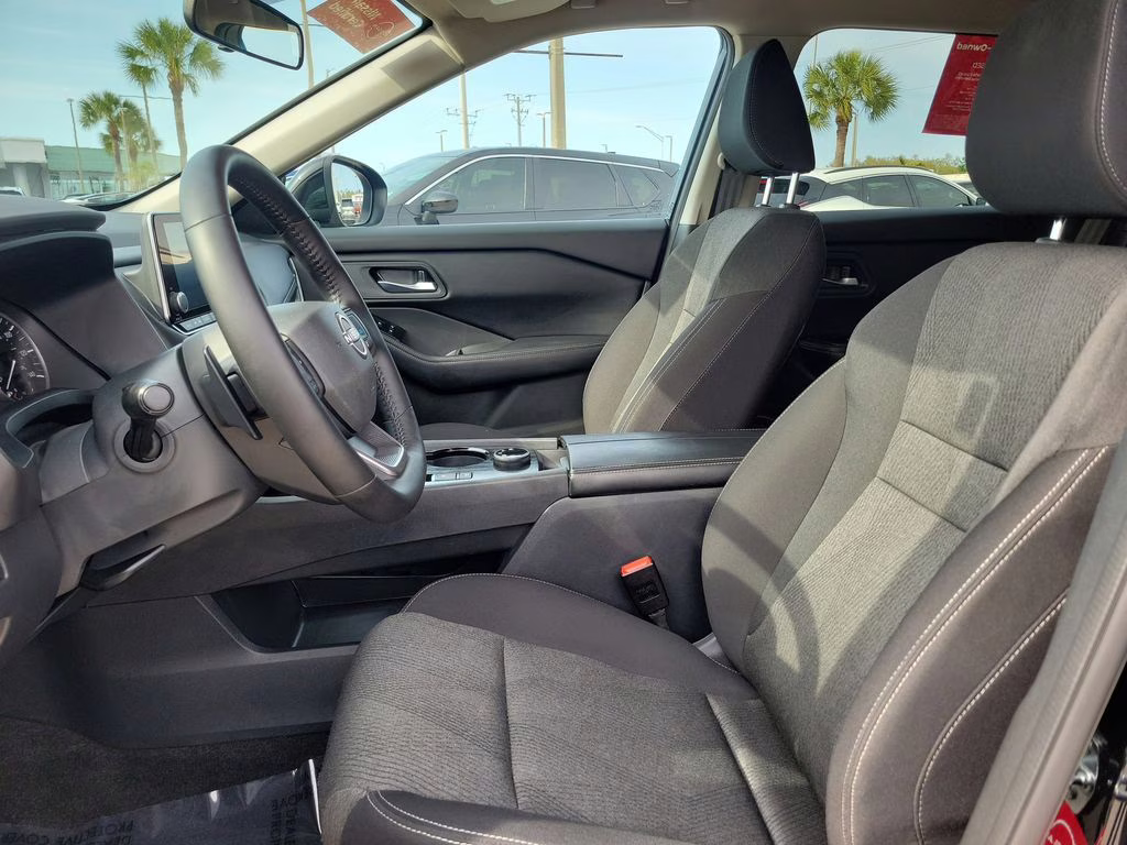 2025 Super Black Nissan Rogue SV AWD SUV