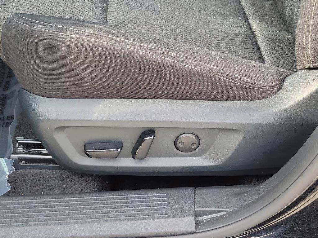 2025 Super Black Nissan Rogue SV AWD SUV