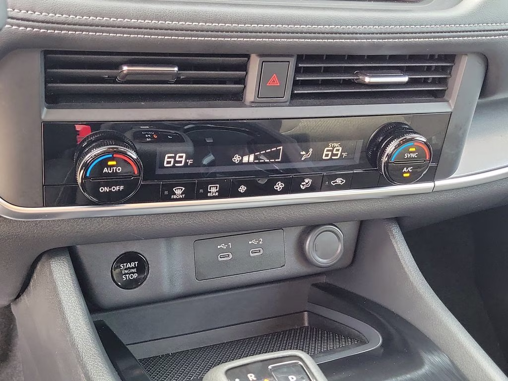 2025 Super Black Nissan Rogue SV AWD SUV