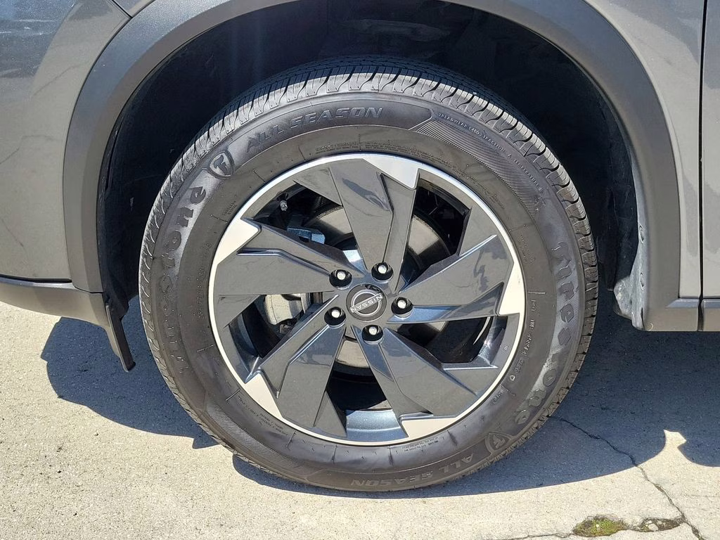 2025 Gun Metallic Nissan Rogue SV AWD SUV