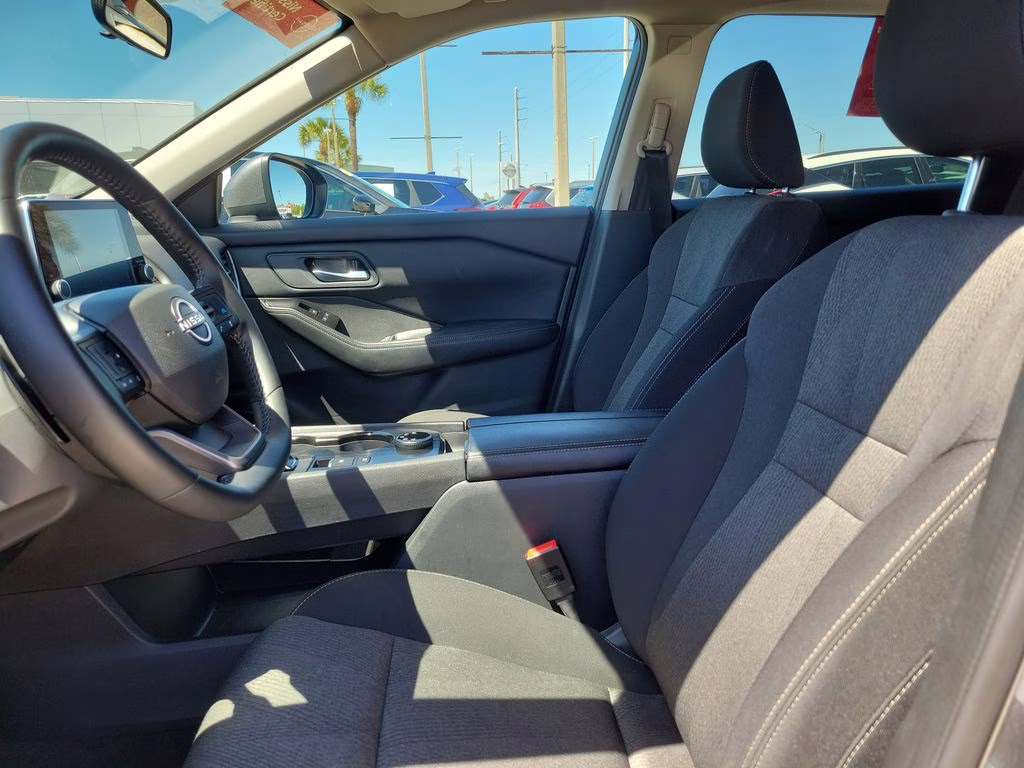 2025 Gun Metallic Nissan Rogue SV AWD SUV