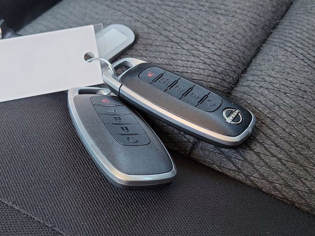 2025 Gun Metallic Nissan Rogue SV AWD SUV