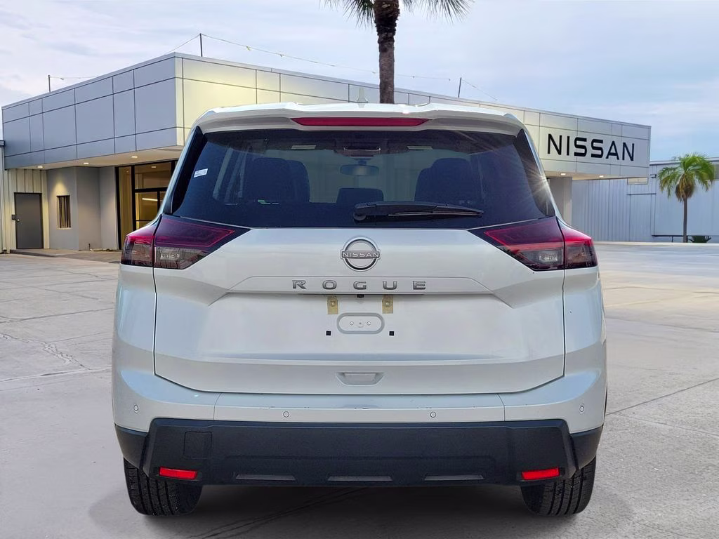 2025 Everest White Pearl Nissan Rogue SV FWD SUV