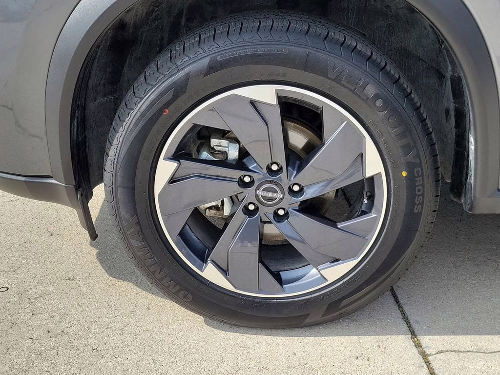 2025 Gun Metallic Nissan Rogue SV FWD SUV