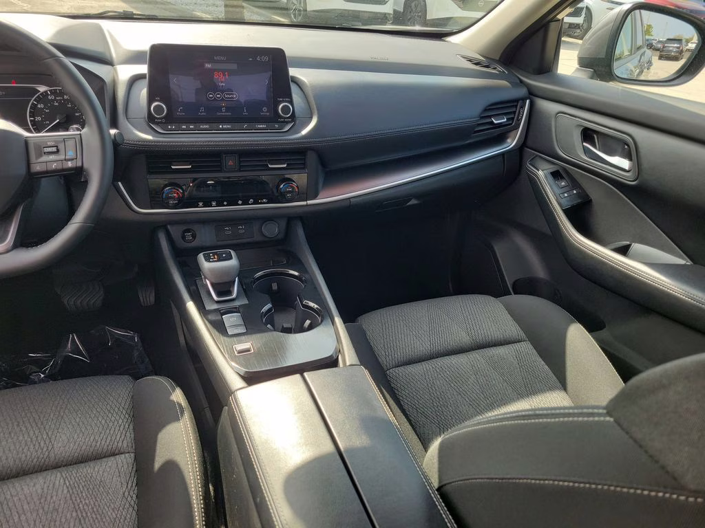 2025 Gun Metallic Nissan Rogue SV FWD SUV