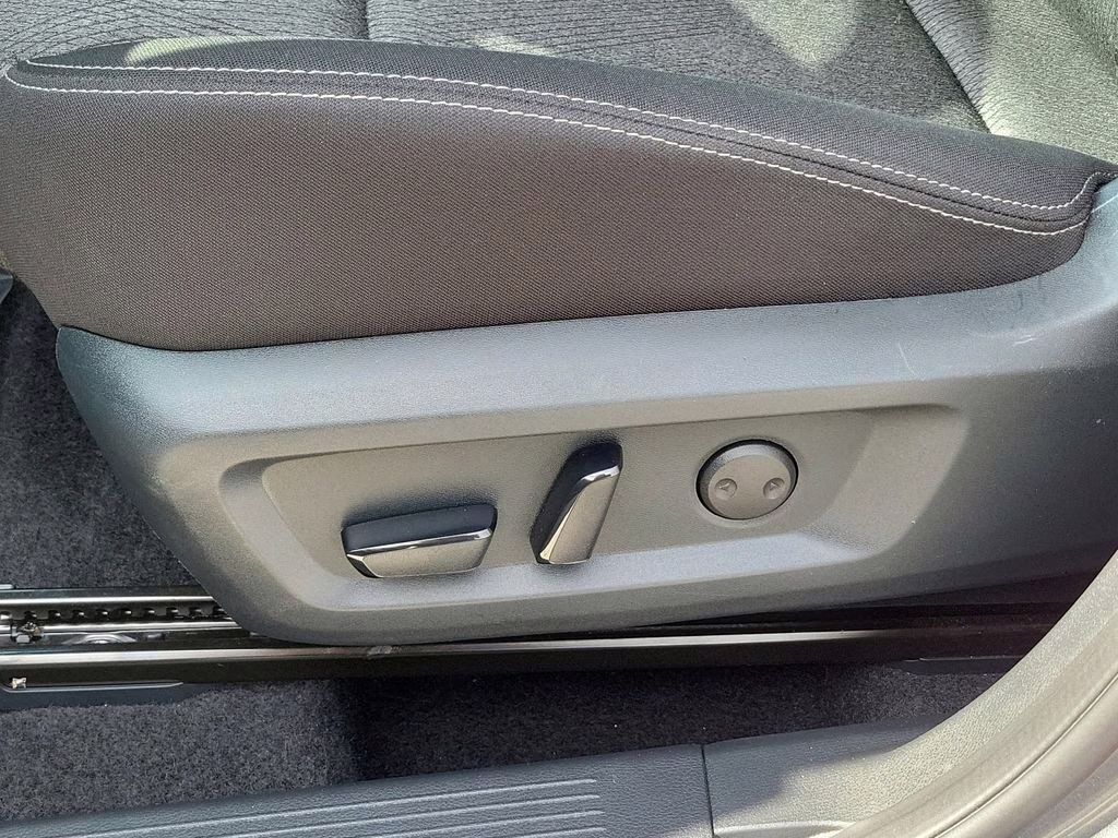 2025 Gun Metallic Nissan Rogue SV FWD SUV