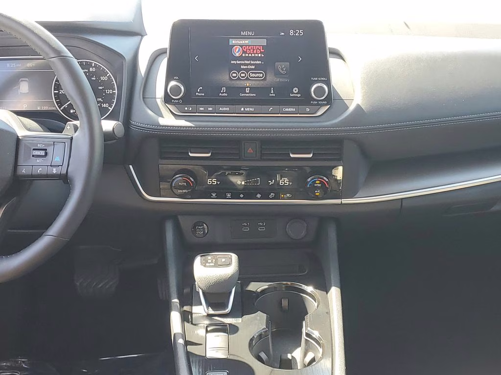2025 Everest White Pearl Nissan Rogue SV FWD SUV