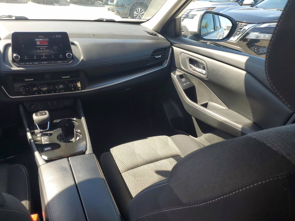 2025 Everest White Pearl Nissan Rogue SV FWD SUV