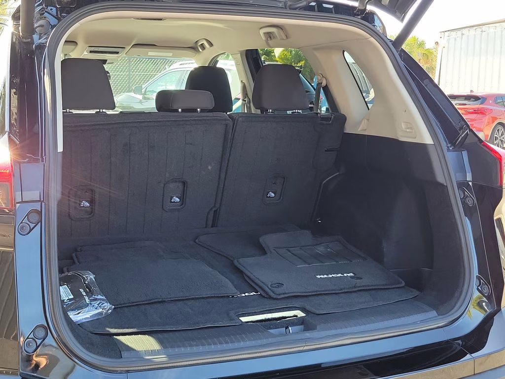 2025 Super Black Nissan Rogue SV FWD SUV
