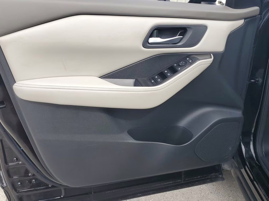 2025 Super Black Nissan Rogue SV FWD SUV