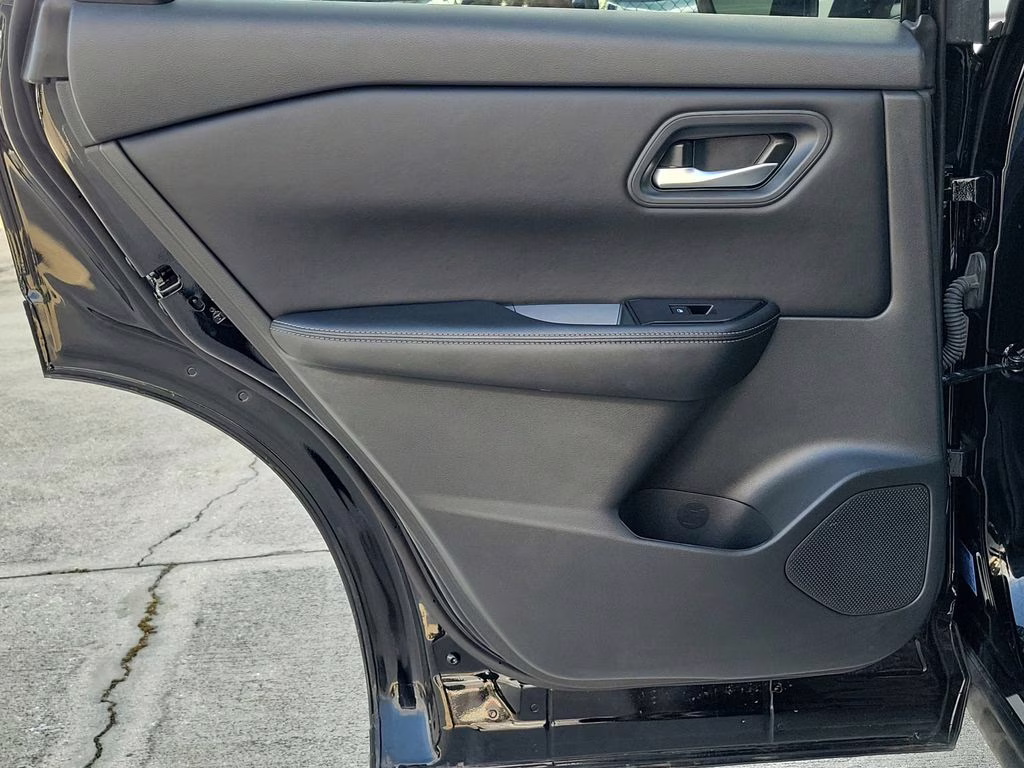 2025 Super Black Nissan Rogue SV AWD SUV