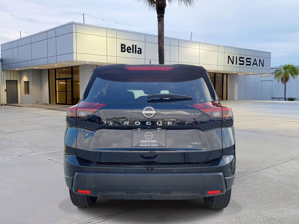 2025 Super Black Nissan Rogue SV AWD SUV
