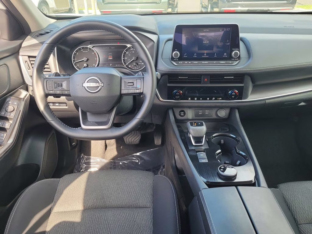 2025 Everest White Pearl Nissan Rogue SV AWD SUV