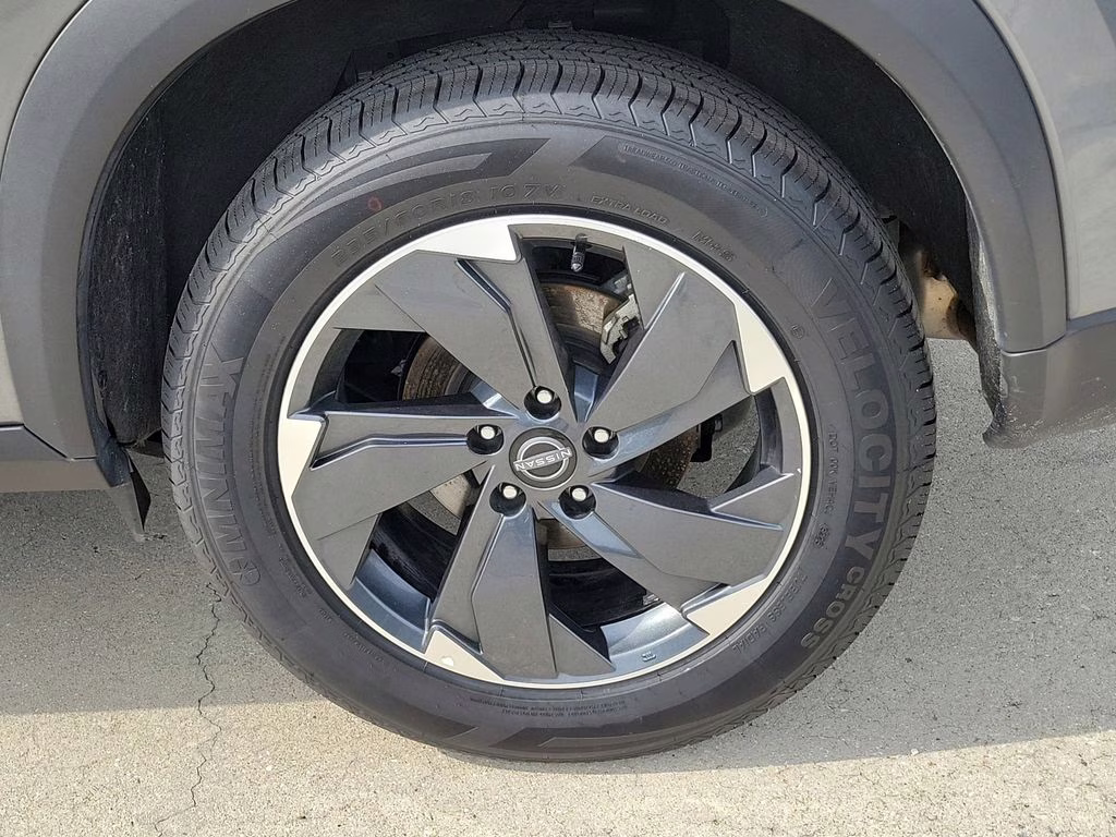 2025 Gun Metallic Nissan Rogue SV AWD SUV