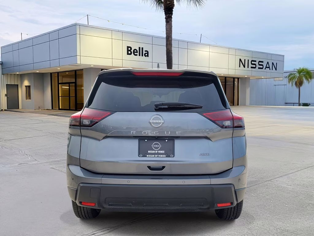 2025 Gun Metallic Nissan Rogue SV AWD SUV