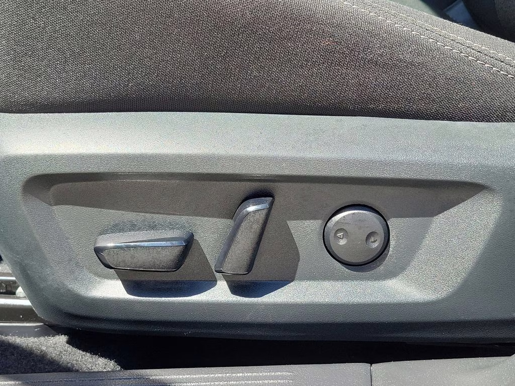 2025 Gun Metallic Nissan Rogue SV AWD SUV