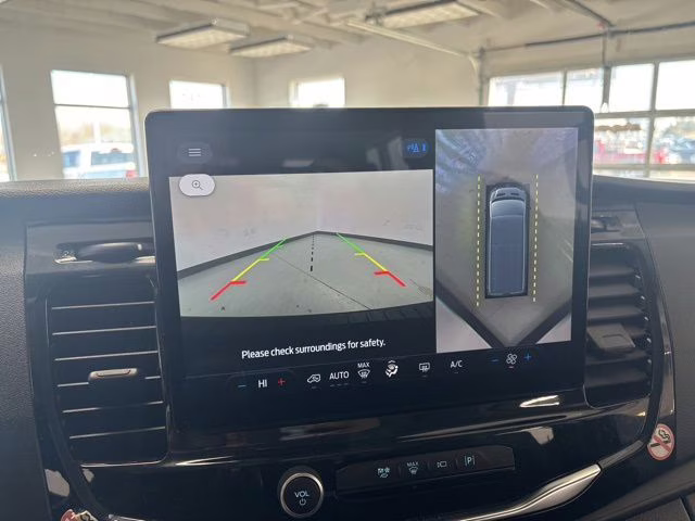 2023 Oxford White Ford Transit-350 XLT RWD Crossover