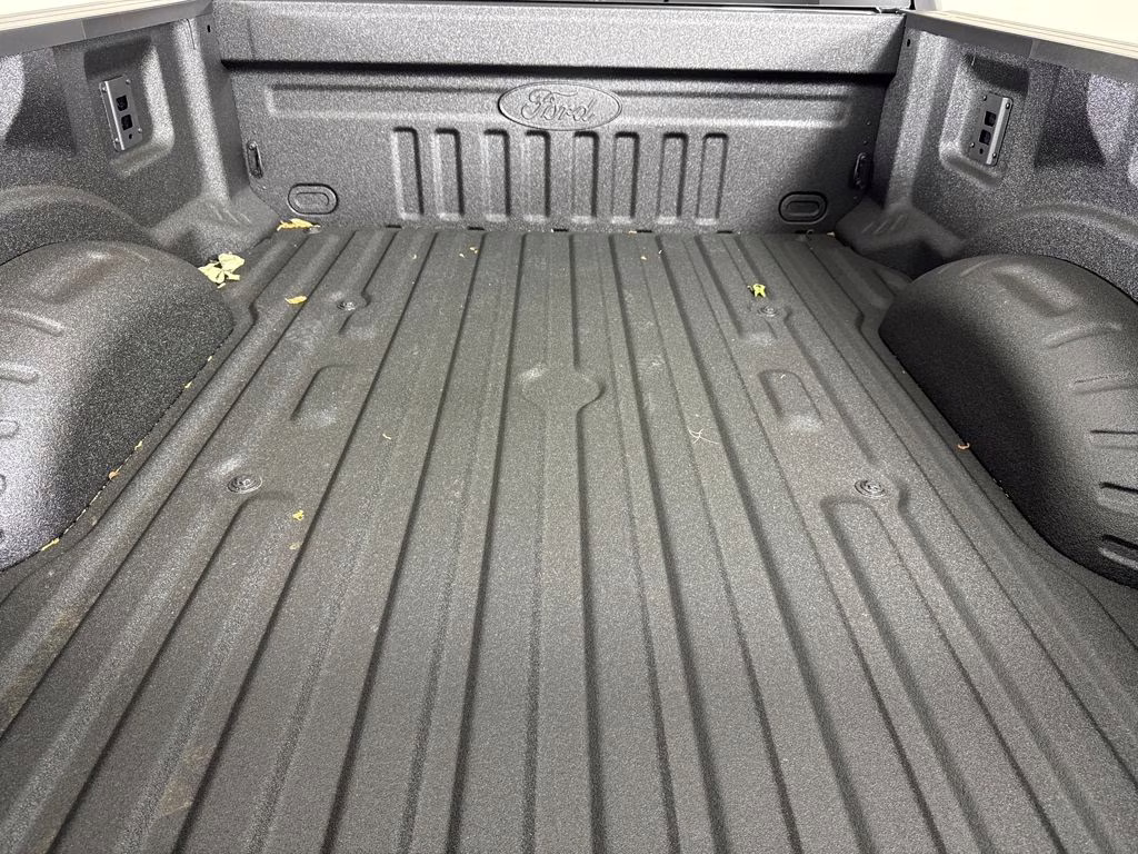 2026 Agate Black Metallic Ford Super Duty F-350 SRW Lariat 4X4 Truck