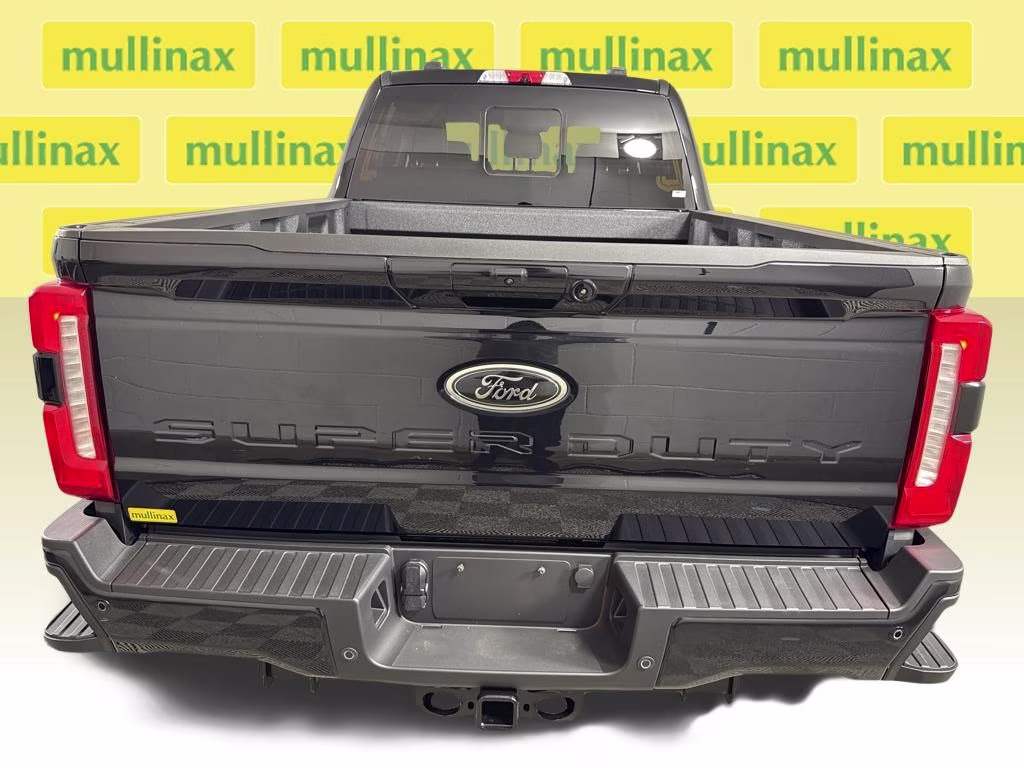 2026 Agate Black Metallic Ford Super Duty F-350 SRW Lariat 4X4 Truck