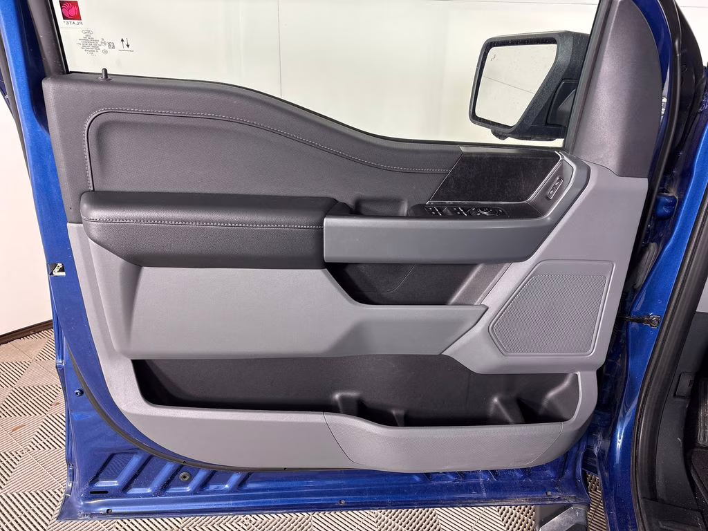 2023 Blue Metallic Ford F-150 XLT 4X4 Truck