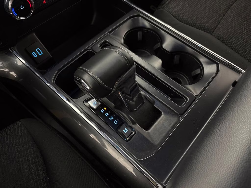 2022 Blue Metallic Ford F-150 XLT 4X4 Truck