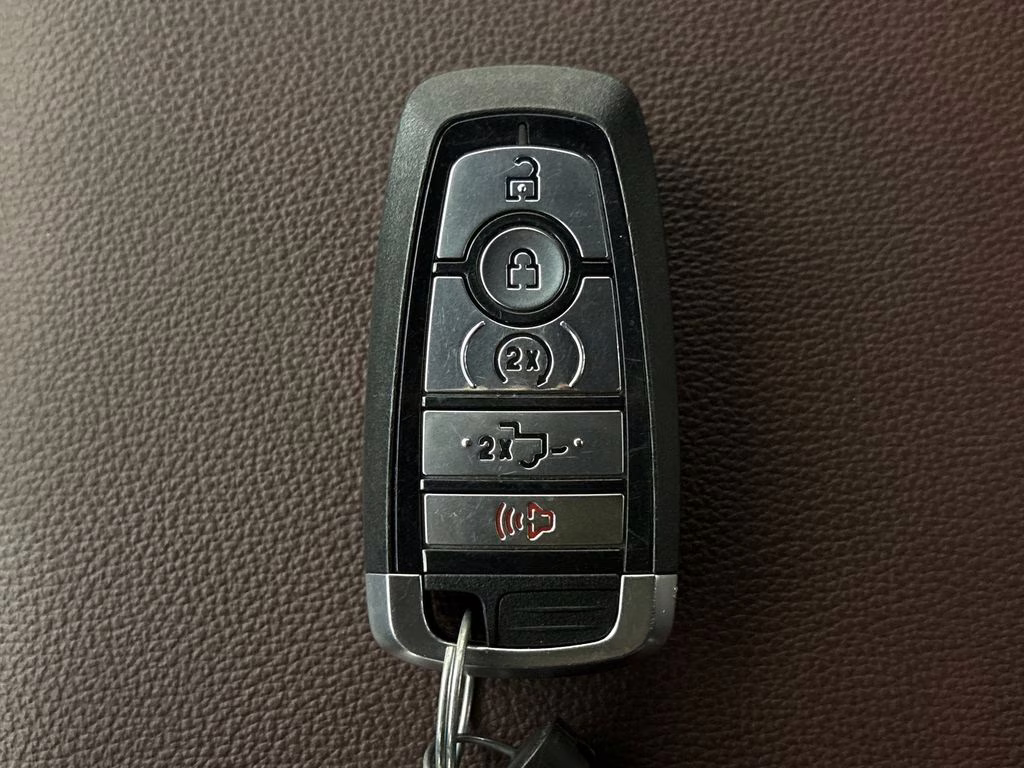 2023 Gray Metallic Ford F-150 Lariat 4X4 Truck