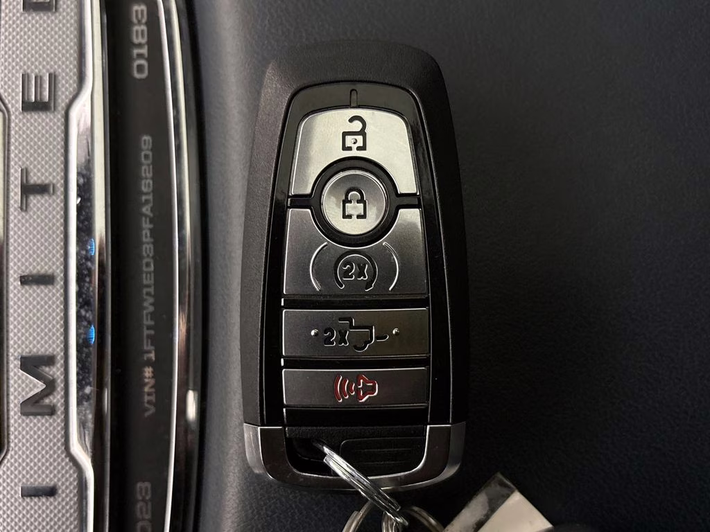 2023 Agate Black Metallic Ford F-150 Limited 4X4 Truck