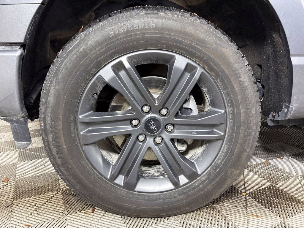 2023 Gray Metallic Ford F-150 Lariat 4X4 Truck