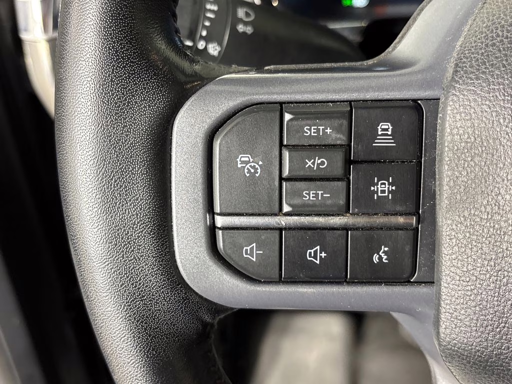 2023 Gray Metallic Ford F-150 Lariat 4X4 Truck