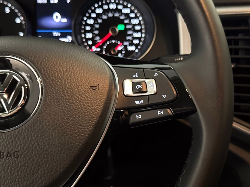 2019 Pacific Blue Metallic Volkswagen Atlas 3.6L V6 SE FWD SUV