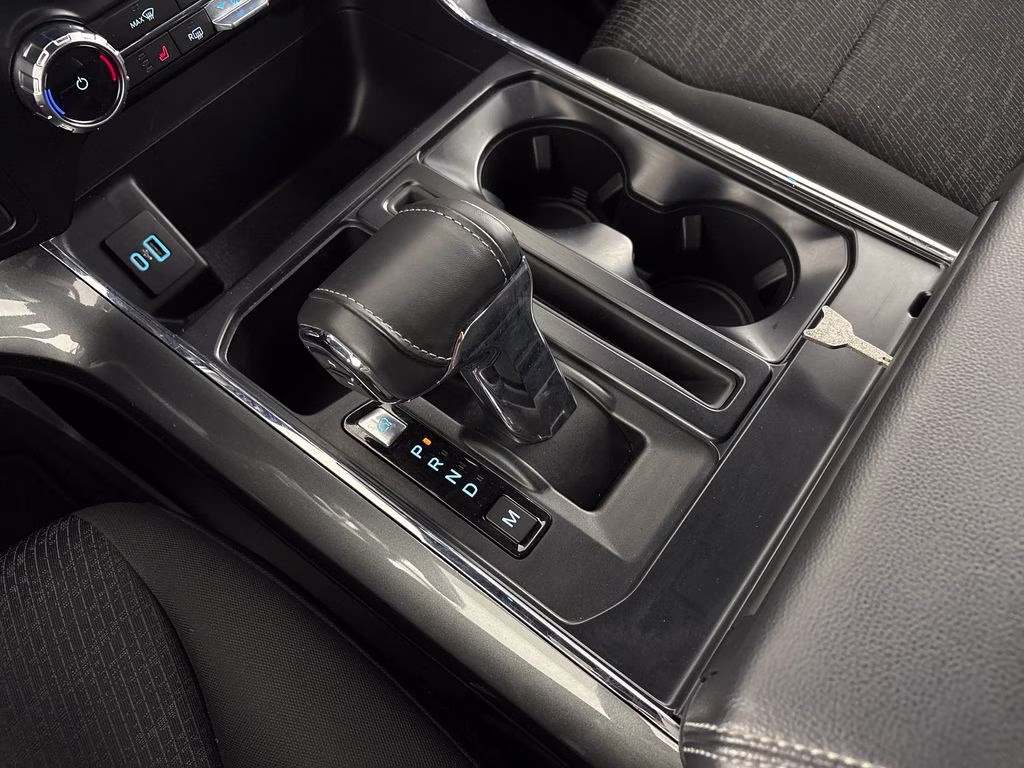 2023 Oxford White Ford F-150 XLT 4X4 Truck