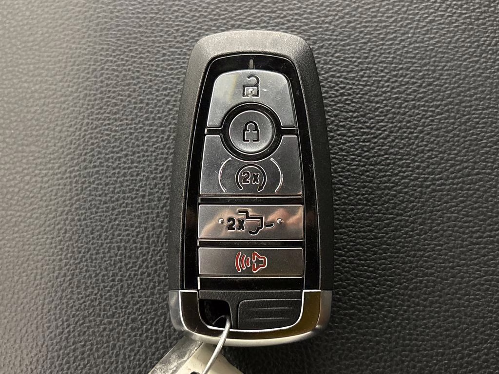 2023 Oxford White Ford F-150 XLT 4X4 Truck