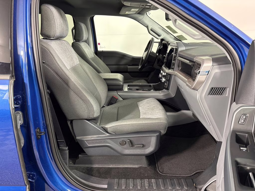 2023 Blue Metallic Ford F-150 XLT 4X4 Truck