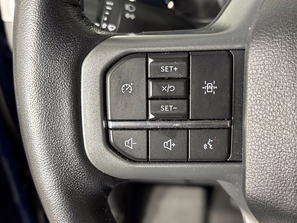 2022 Blue Metallic Ford F-150 XLT 4X4 Truck