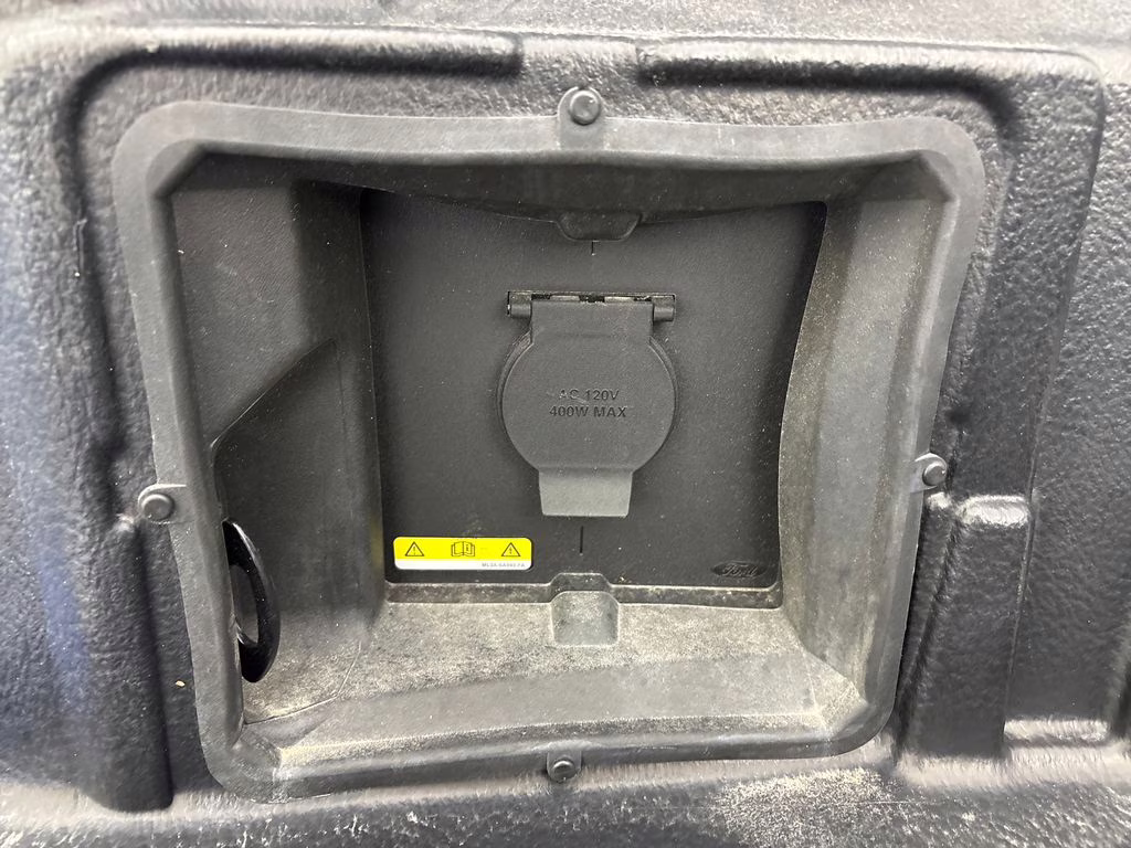 2022 Blue Metallic Ford F-150 XLT 4X4 Truck