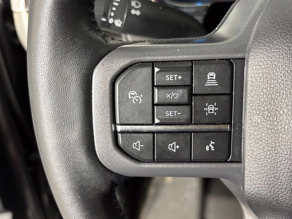 2023 Gray Metallic Ford F-150 Lariat 4X4 Truck